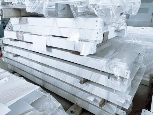 В производстве - каркасы окрасочно-сушильных камер В производстве - каркасы окрасочно-сушильных камер