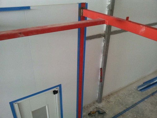 На Заводе по производству дизельных двигателей для локомотивов в г. Астана (Казахстан) SPK GROUP устанавливает камеру для смешивания и хранения красок