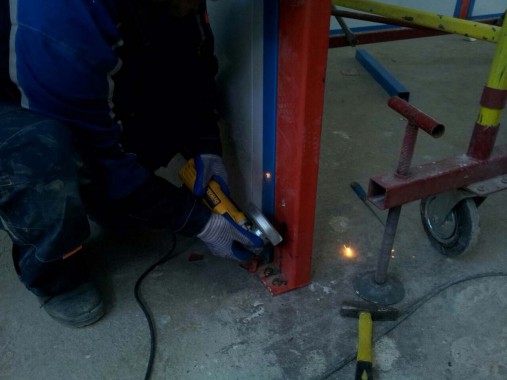 На Заводе по производству дизельных двигателей для локомотивов в г. Астана (Казахстан) SPK GROUP устанавливает камеру для смешивания и хранения красок