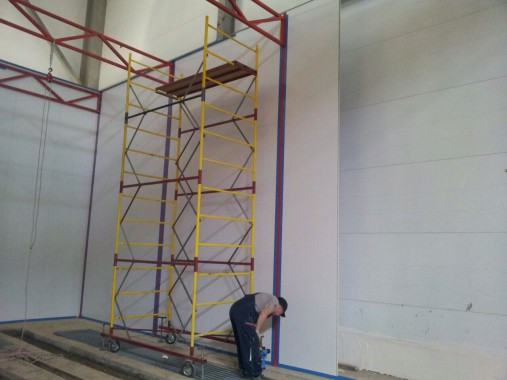 В Казахстане в Астане на Заводе по производству дизельных двигателей для локомотивов GEVO наша компания возводит моечную камеру