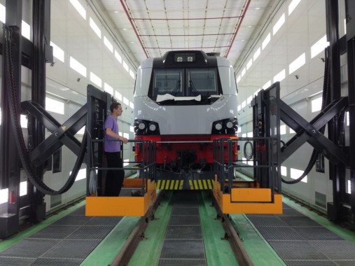 Электровозосборочный завод. Окрасочно-сушильная камера для ж/д.