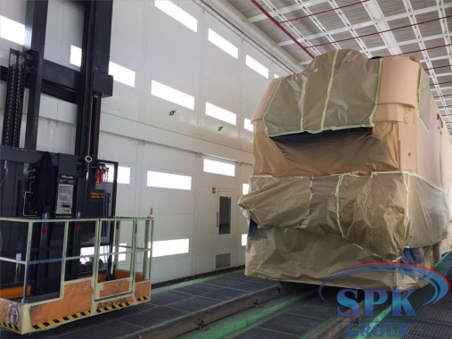 Электровозосборочный завод. Окрасочно-сушильная камера для ж/д.