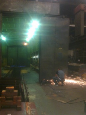 Строительство окрасочно-сушильной камеры для электровозов и локомотивов SPK.