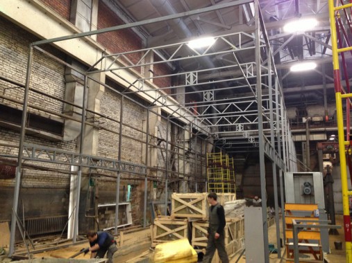 Строительство окрасочно-сушильной камеры для электровозов и локомотивов SPK.