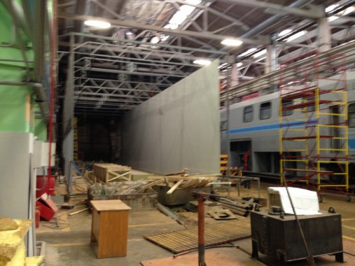 Строительство окрасочно-сушильной камеры для электровозов и локомотивов SPK.