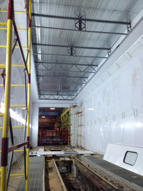 Строительство окрасочно-сушильной камеры для электровозов и локомотивов SPK.