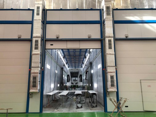 Окрасочно-сушильная камера для трамвайных вагонов SPK-30.6.7 Окрасочно-сушильная камера для трамвайных вагонов SPK-30.6.7