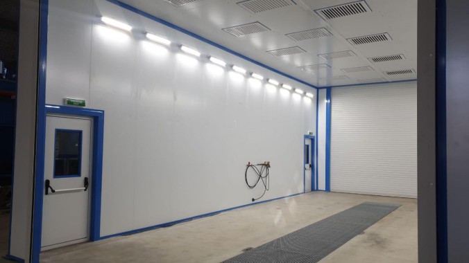 Комплекс подготовки, мойки и окраски поверхности для изделий машиностроительного комплекса, г. В. Луки Комплекс подготовки, мойки и окраски поверхности для изделий машиностроительного комплекса, г. В. Луки