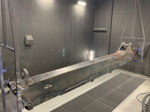 Комплекс подготовки и покраски для деталей с подвесной транспортной системой SPK Комплекс подготовки и покраски для деталей с подвесной транспортной системой SPK