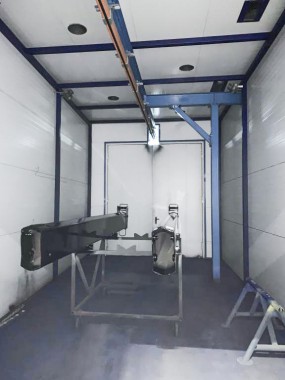 Комплекс подготовки и покраски для деталей с подвесной транспортной системой SPK Комплекс подготовки и покраски для деталей с подвесной транспортной системой SPK