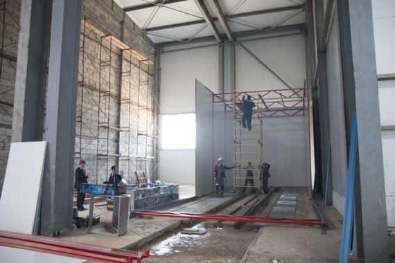 Строительство моечной камеры на Заводе по производству дизельных двигателей GEVO. Строительство моечной камеры на Заводе по производству дизельных двигателей GEVO.