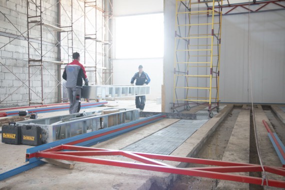 Строительство моечной камеры на Заводе по производству дизельных двигателей GEVO. Строительство моечной камеры на Заводе по производству дизельных двигателей GEVO.