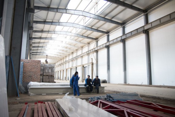 Строительство моечной камеры на Заводе по производству дизельных двигателей GEVO. Строительство моечной камеры на Заводе по производству дизельных двигателей GEVO.