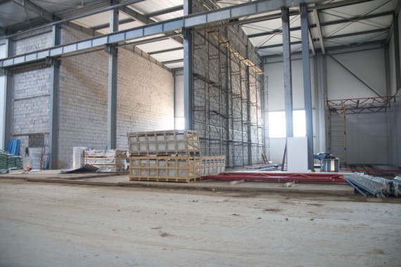 Строительство моечной камеры на Заводе по производству дизельных двигателей GEVO. Строительство моечной камеры на Заводе по производству дизельных двигателей GEVO.