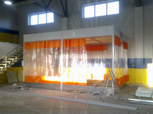 Реставрация покрасочно-сушильной камеры ЧЕРИ г. Нижний Тагил (установка трех зон подготовки к окраске)