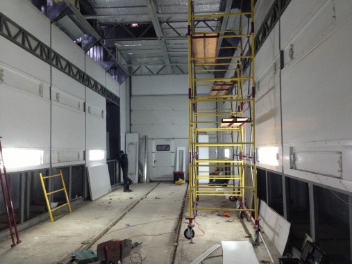 Демонтаж покрасочно-сушильной камеры для металлоконструкций "СтройМеханизация"