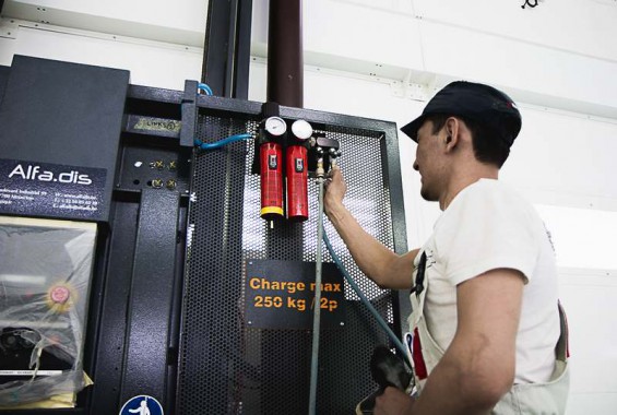 Электровозосборочный завод. Покрасочно-сушильная камера для локомотивов Alstom SPK-32.9.8