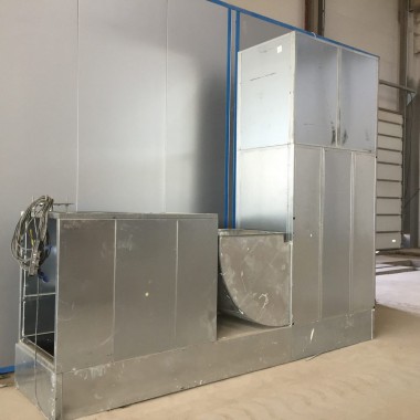 Проходная моечная камера для деталей дизельных двигателей. Завод по производству дизельных двигателей GEVO для локомотивов в Астане (Казахстан)