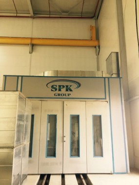 Проходная моечная камера для деталей дизельных двигателей. Завод по производству дизельных двигателей GEVO для локомотивов в Астане (Казахстан)