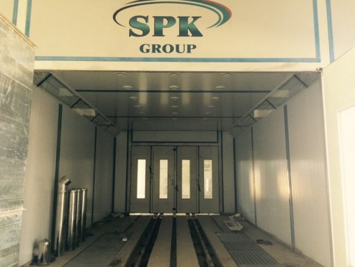 Проходная моечная камера для деталей дизельных двигателей. Завод по производству дизельных двигателей GEVO для локомотивов в Астане (Казахстан)