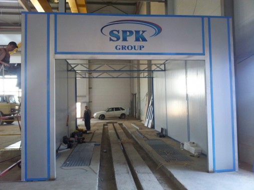 Проходная моечная камера для деталей дизельных двигателей. Завод по производству дизельных двигателей GEVO для локомотивов в Астане (Казахстан)