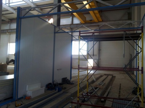 Проходная моечная камера 