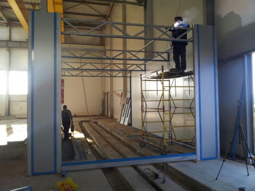 Проходная моечная камера 