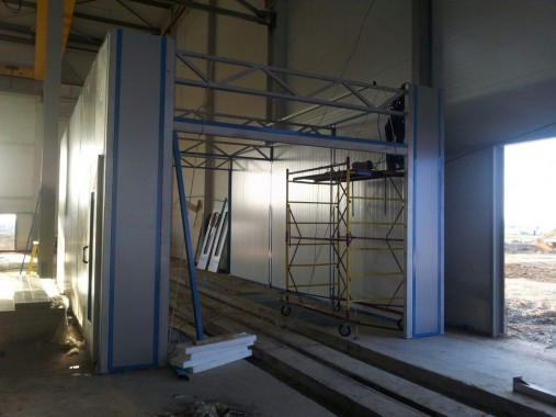 Проходная моечная камера 