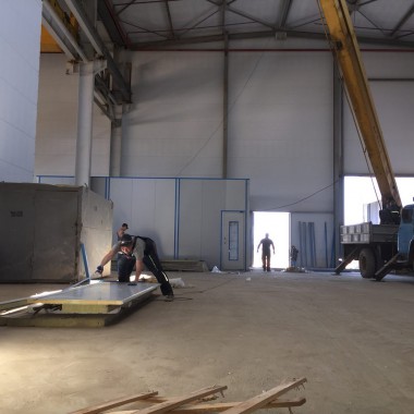 Проходная моечная камера 