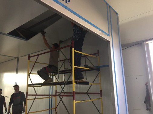 Проходная моечная камера 