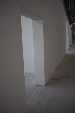 Камера хранения для красок. Астана (Казахстан).  Камера хранения для красок. Астана (Казахстан).