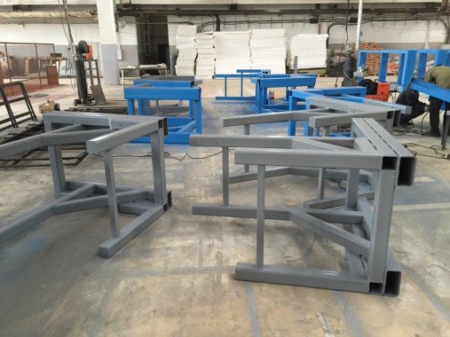 Подставка передней крышки дизельного двигателя