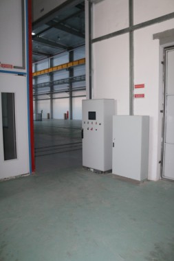 Обитаемая моечная камера. Завод по производству дизельных двигателей GEVO. Обитаемая моечная камера. Завод по производству дизельных двигателей GEVO.