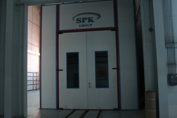 Обитаемая моечная камера. Завод по производству дизельных двигателей GEVO. Обитаемая моечная камера. Завод по производству дизельных двигателей GEVO.