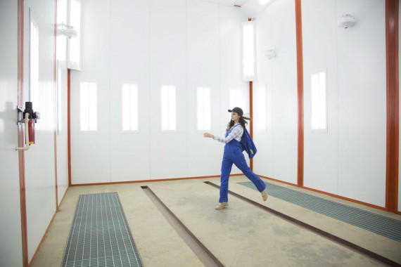 Окрасочно-сушильная камера для вилочных погрузчиков и металлоконструкций (Невьянский Машиностроительный Завод, г. Невьянск, Свердловская область)