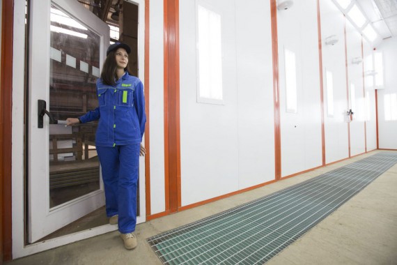 Окрасочно-сушильная камера для вилочных погрузчиков и металлоконструкций (Невьянский Машиностроительный Завод, г. Невьянск, Свердловская область)