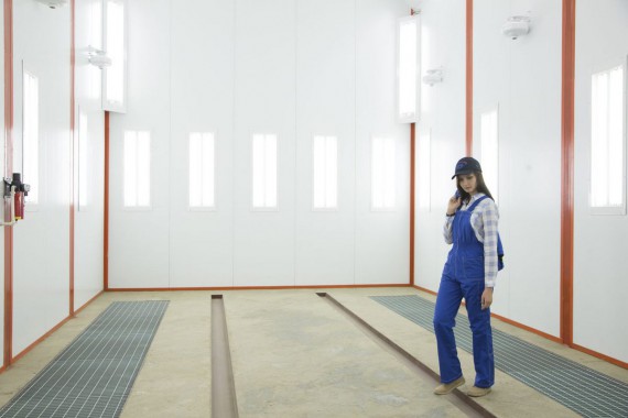 Окрасочно-сушильная камера для вилочных погрузчиков и металлоконструкций (Невьянский Машиностроительный Завод, г. Невьянск, Свердловская область)