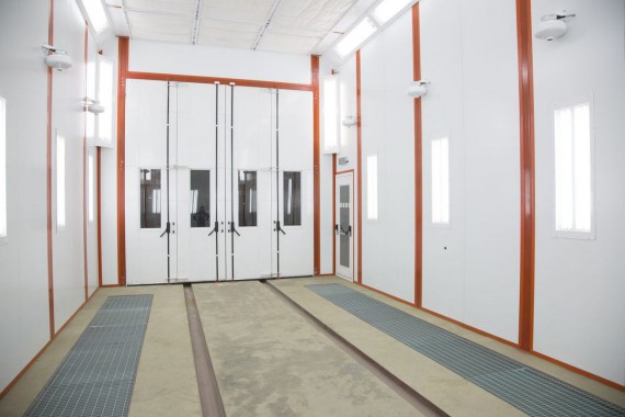 Окрасочно-сушильная камера для вилочных погрузчиков и металлоконструкций (Невьянский Машиностроительный Завод, г. Невьянск, Свердловская область)