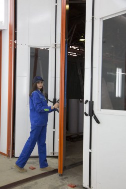 Окрасочно-сушильная камера для вилочных погрузчиков и металлоконструкций (Невьянский Машиностроительный Завод, г. Невьянск, Свердловская область)