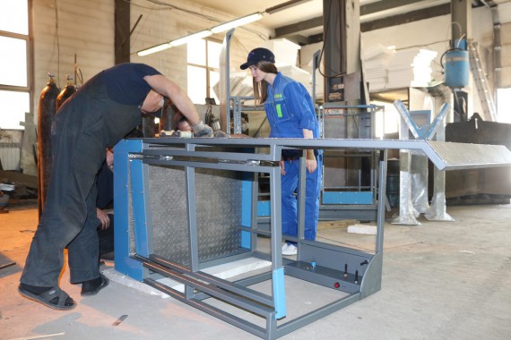 Производство дверных конструкций Производство дверных конструкций