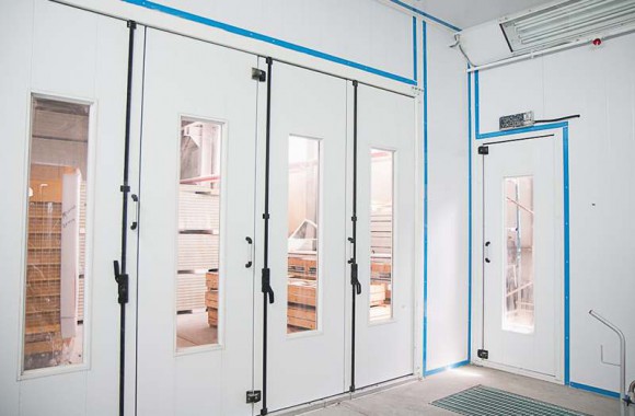 Окрасочно-сушильная камера для окраски металлоконструкций и ферм SPK 15.4.6. Италия Окрасочно-сушильная камера для окраски металлоконструкций и ферм SPK 15.4.6. Италия