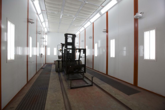 Тупиковая камера окраски и сушки для автопогрузчиков SPK-7.5.4 Тупиковая камера окраски и сушки для автопогрузчиков SPK-7.5.4