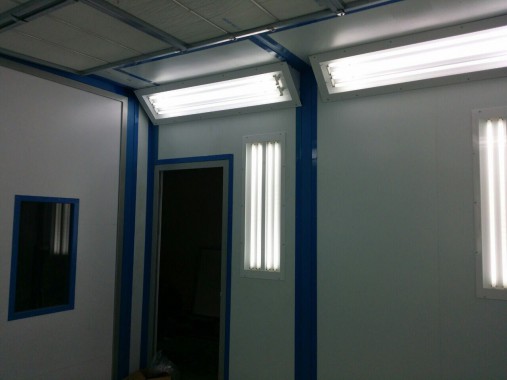 Тупиковая покрасочно-сушильная камера для деталей грузовых автомобилей SPK-4.4.3 Тупиковая покрасочно-сушильная камера для деталей грузовых автомобилей SPK-4.4.3