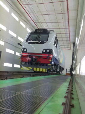 Электровозосборочный завод. Окрасочно-сушильная камера для ж/д.