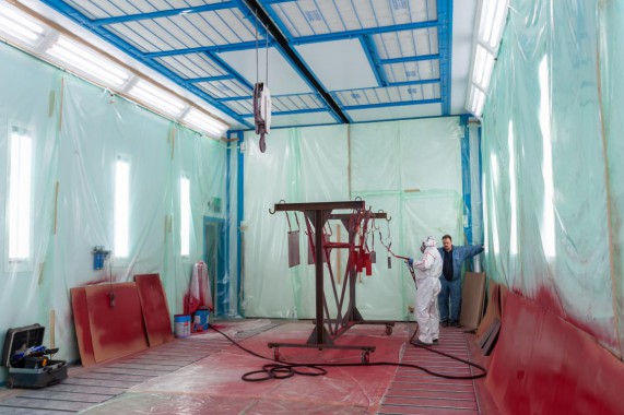 Комплекс подготовки, мойки и окраски поверхности для изделий машиностроительного комплекса, г. В. Луки Комплекс подготовки, мойки и окраски поверхности для изделий машиностроительного комплекса, г. В. Луки