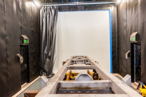 Комплекс подготовки, мойки и окраски поверхности для изделий машиностроительного комплекса, г. В. Луки Комплекс подготовки, мойки и окраски поверхности для изделий машиностроительного комплекса, г. В. Луки