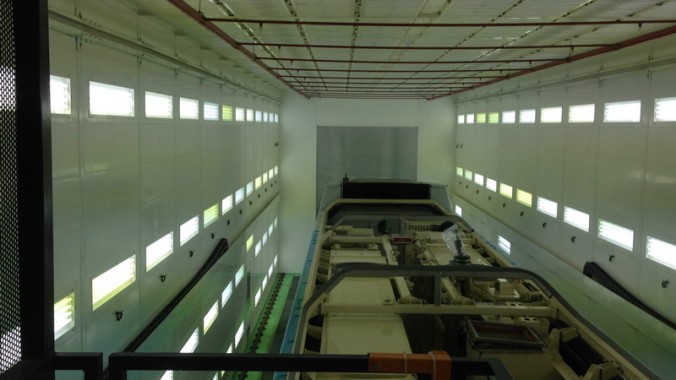 Электровозосборочный завод. Окрасочно-сушильная камера для ж/д.