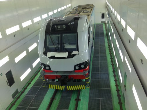 Электровозосборочный завод. Окрасочно-сушильная камера для ж/д.