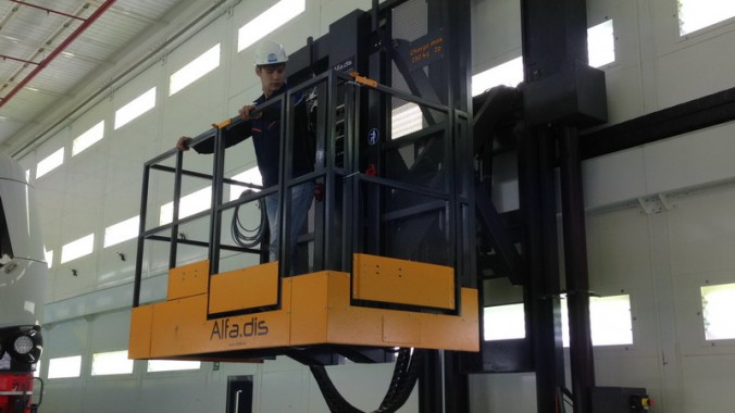 Электровозосборочный завод. Окрасочно-сушильная камера для ж/д.